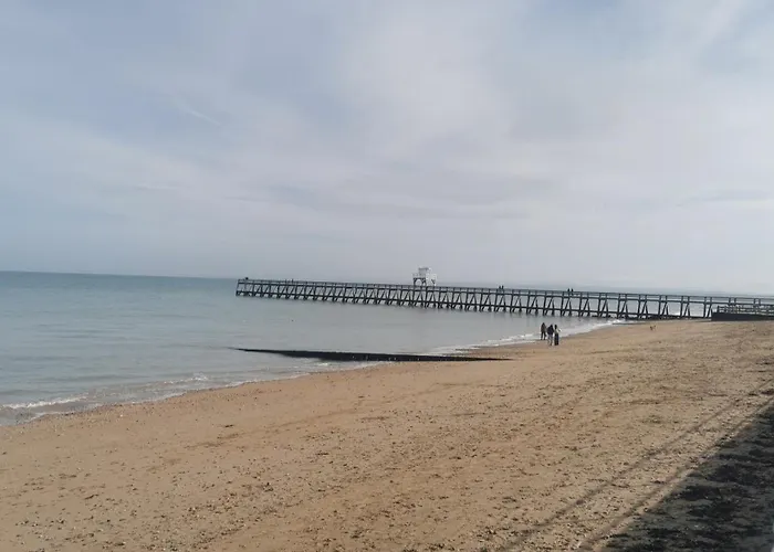 T2 100m De La Apartment